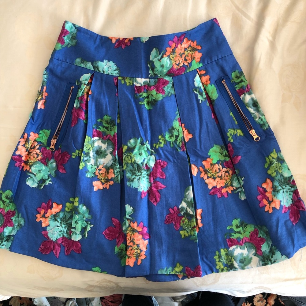 Anthro Maeve Blue Floral Skirt w Rosegold Zips